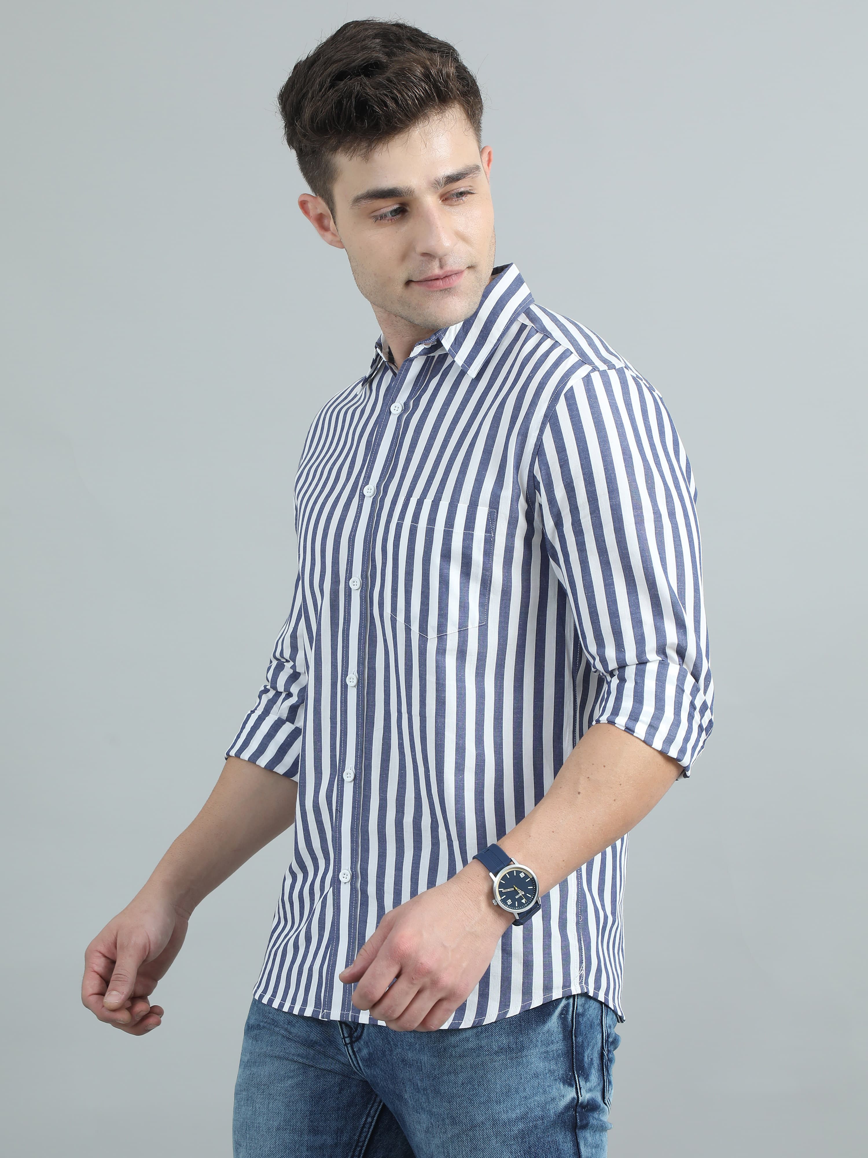 Mens white blue stripe shirt