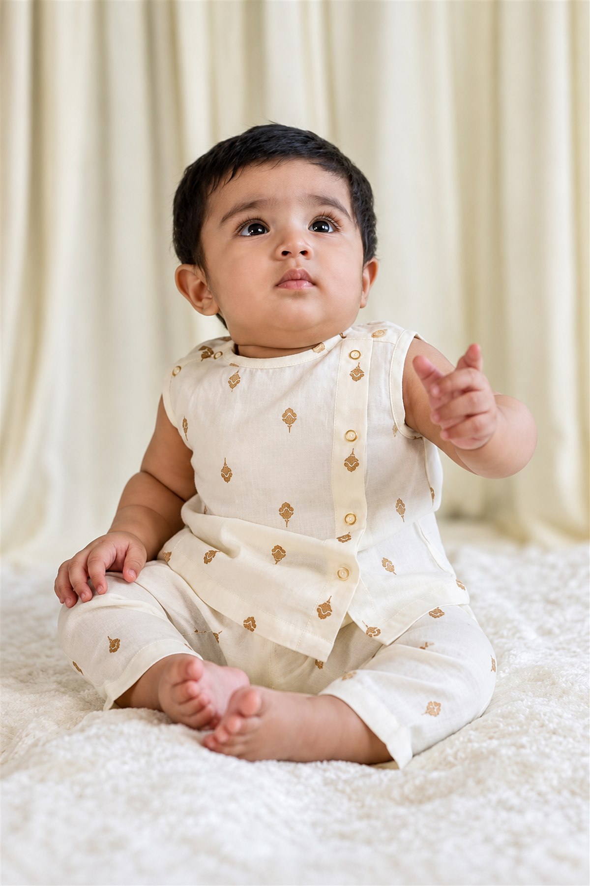 Ivory Buta Kurta Set