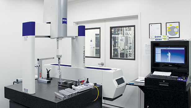 Carl Zeiss CNC 3D coordinate measuring machine
