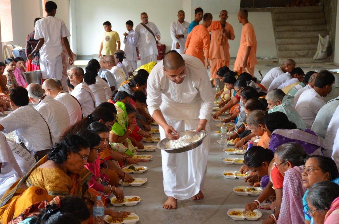 Deities at ISKCON Coimbatore